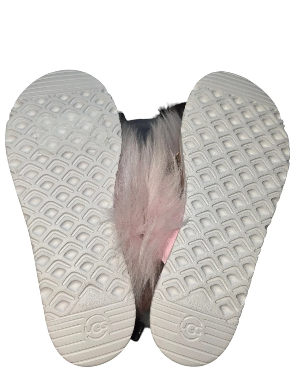 UGG Holly Fluffy Sandals Kids Seashell Pink Sheepskin Velcro Strap NWOT Girls 4